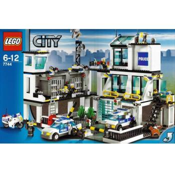 LEGO City 7744 - Polizeistation