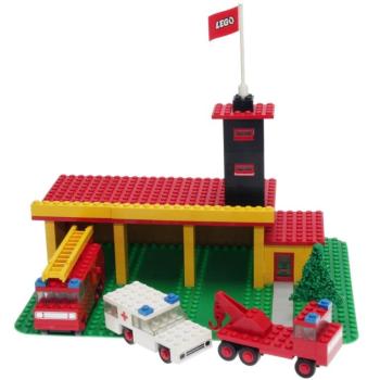 LEGO Legoland 347 - Feuerwache mit Fahrzeugen