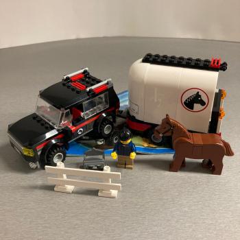 LEGO City Pferdetransporter