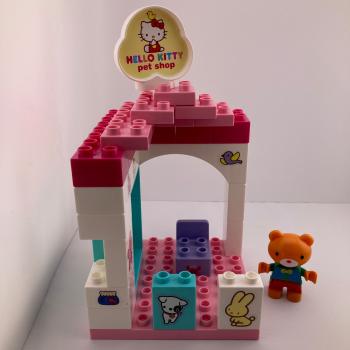 Unico Plus - Hello Kitty Zimmer Bär