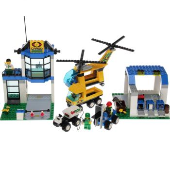 LEGO System 6330 - Cargo-Center